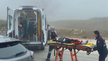 Düzce'de yoğun sis: İki araç çarpıştı, 6 kişi yaralandı