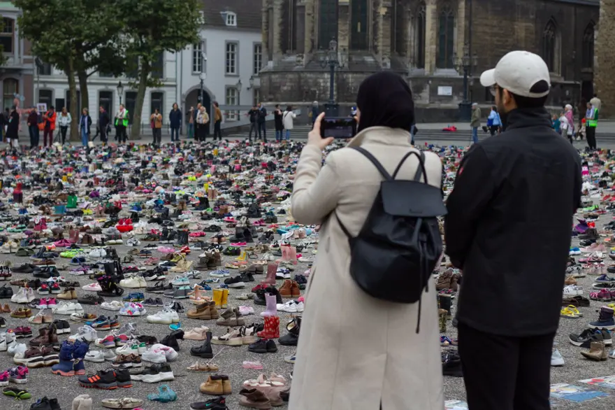Hollanda'da Gazze'de ölen çocuklar ve gazeteciler anıldı 4 Hollanda'da Gazze'de ölen çocuklar ve gazeteciler anıldı 4