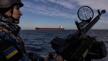 Karadeniz'de tahıl gemisi battı. İki ölü, 11 kişi kurtarıldı