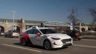 Yandex 4’üncü nesil sürücüsüz otomobilini tanıttı