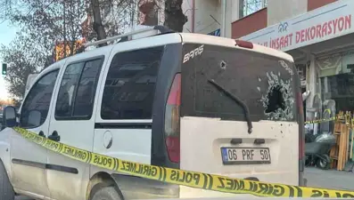 Borç-alacak nedeniyle tartıştığı kişiyi bacağından vurdu