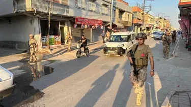 Peş peşe cinayetlerin işlendiği cadde ablukaya alındı