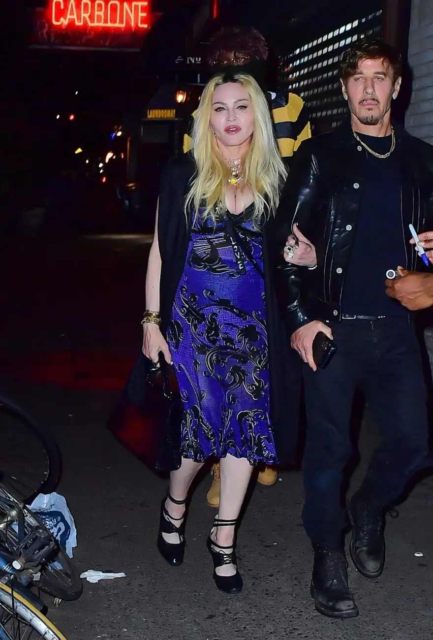 Rihanna, Madonna ve Justin Bieber yemekte buluştu 2