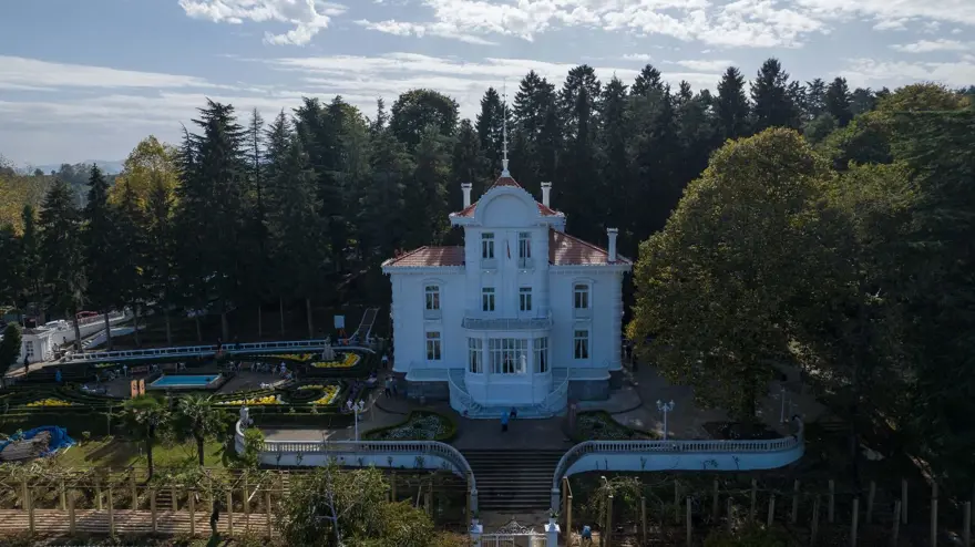 Atatürk Köşkü'ne ziyaretçi akını 4