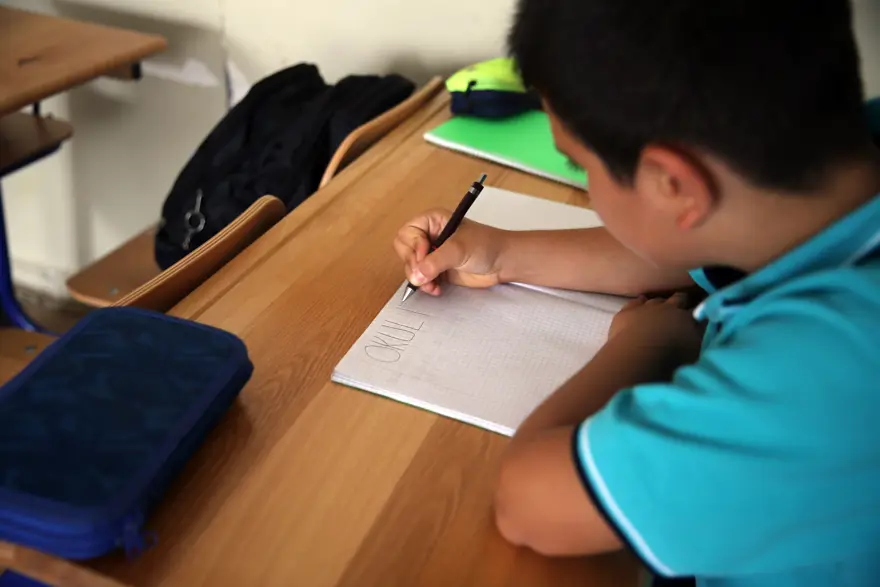 Okullar açıldı (18 milyon öğrenci ders başı yaptı) 23