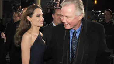 Jon Voight kızı Angelina Jolie'nin İsrail hakkındaki yorumlarını eleştirdi: Hayal kırıklığına uğradım