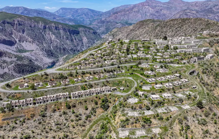 Yer: Diyarbakır... 49 yıl önce İtalyanlar için yapılan köy şimdi bomboş 5