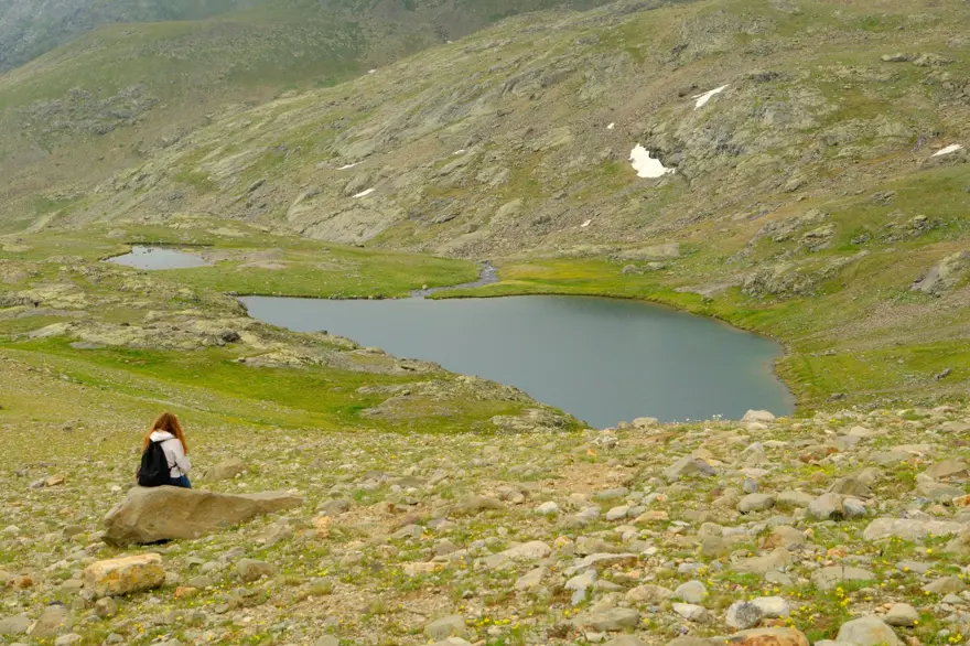 Gümüşhane'nin Artabel Gölleri'nden nefes kesen manzaralar: Osmanlı-Rus Harbi'nden kalma tarihi kalıntılar da var 2