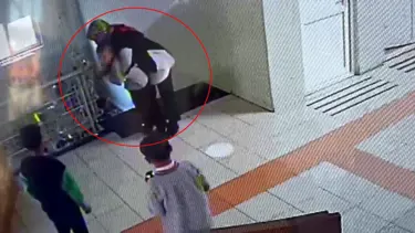 Yine Heimlick manevrası kurtardı: Nefes borusuna yiyecek kaçan öğrenci, öğretmenin müdahalesiyle kurtuldu