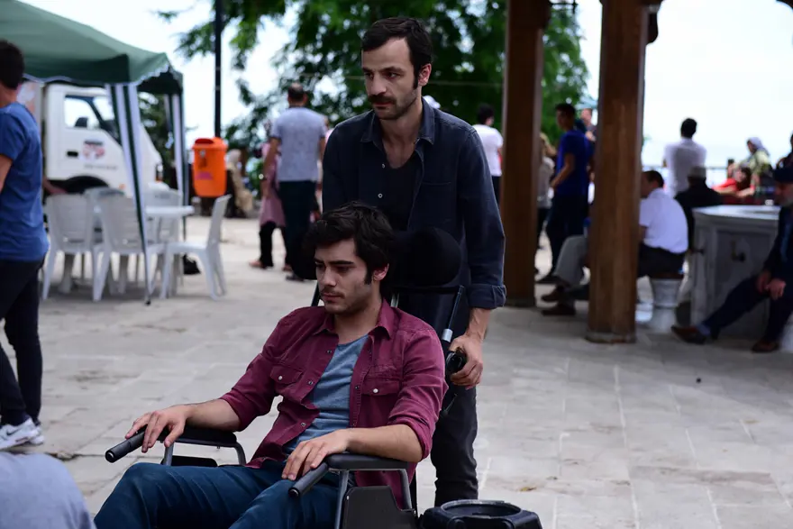 İstanbullu Gelin dizisinin oyuncuları hangi burç 7