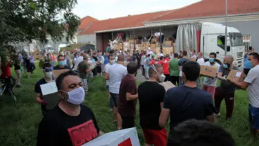 Türkiye'nin gönderdiği tıbbi malzeme yardımı Sancak bölgesine ulaştı