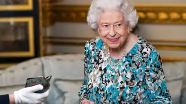 Kraliçe II. Elizabeth artık Buckingham Sarayı'ndan ayrıldı