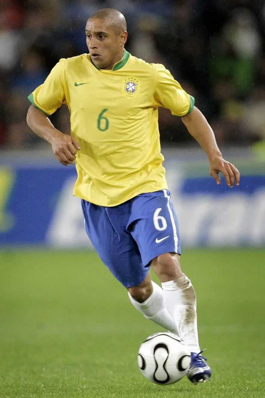 Efsane futbolcu Roberto Carlos yedinci eşinde de boşanıyor: Evsiz kaldı, tesislerde yatıyor 4