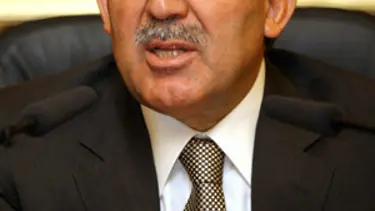 Gül, Perez ile görüşme haberlerini yalanladı