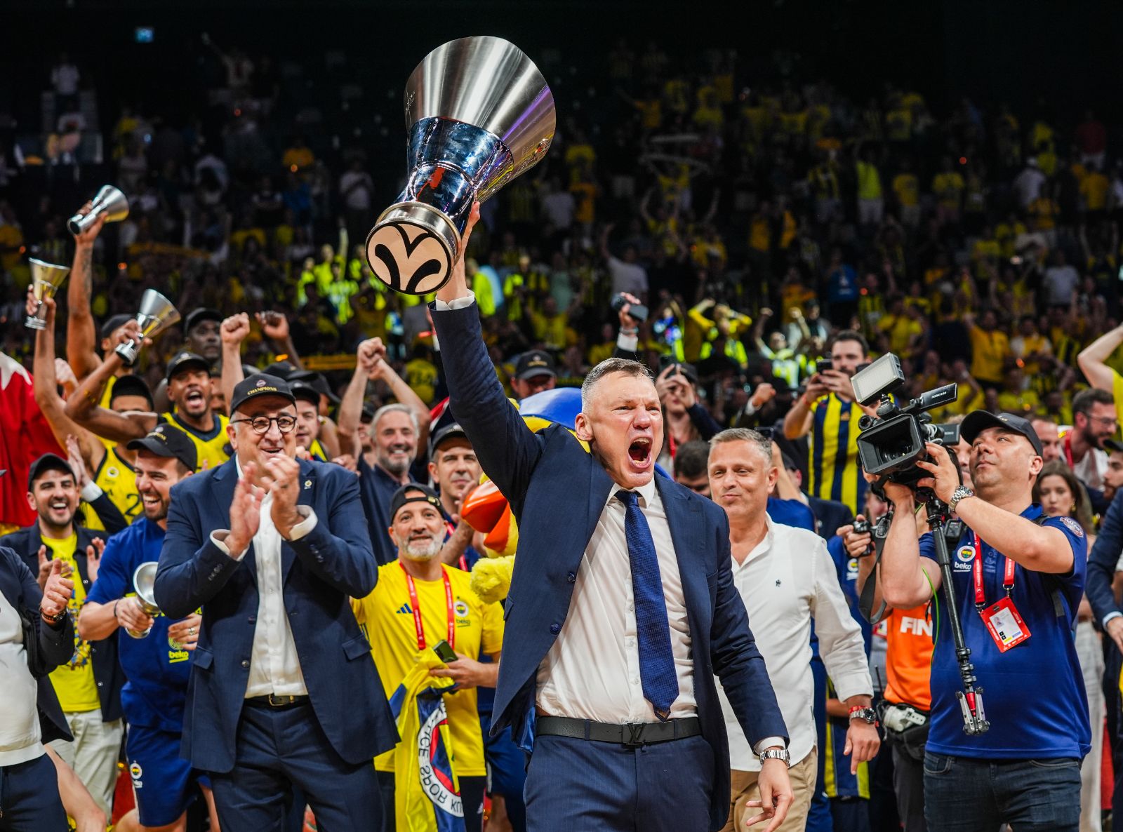 Fenerbahçe'den Jasikevicius için resmi müjde, imzalar aralık ayında atılacak