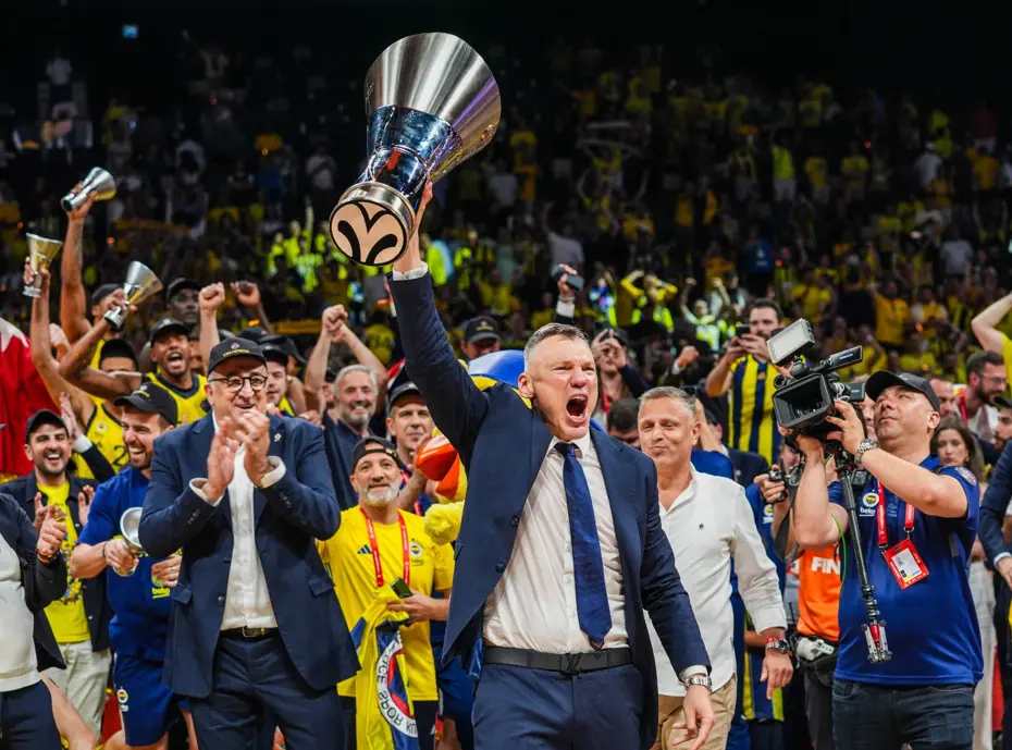 Fenerbahçe'den Jasikevicius için resmi müjde, imzalar aralık ayında atılacak