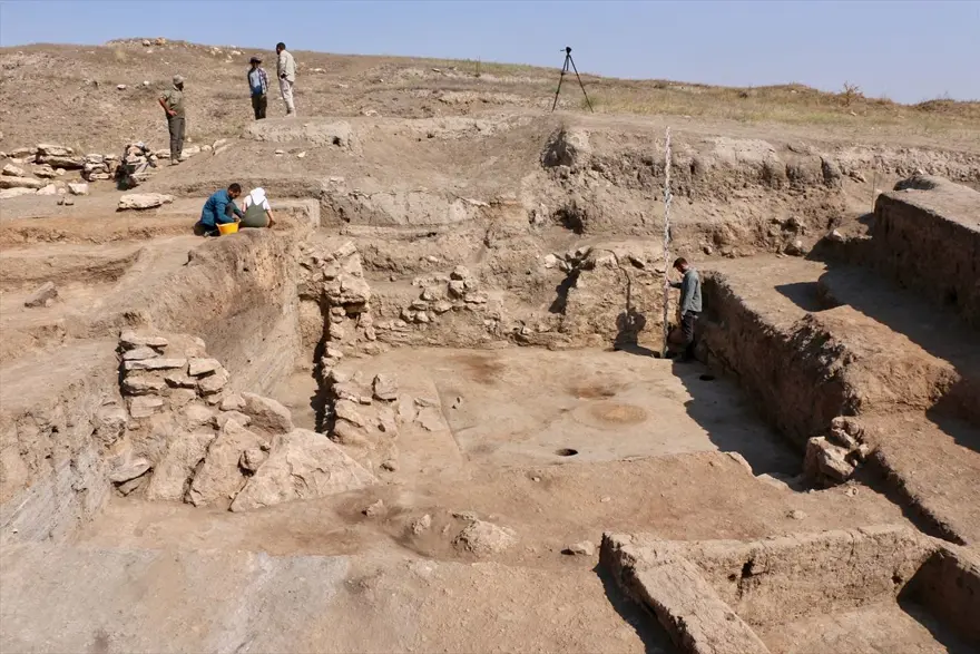 Küllüoba Höyüğü'nde 4 bin 200 yıl öncesine ait 'kuraklıkla mücadele' izleri 5