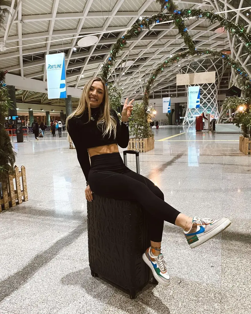 Survivor All Star 2022 yarışmacılarının son paylaşımları: Ünlüler ve gönüllüler Dominik'e uçtu 10