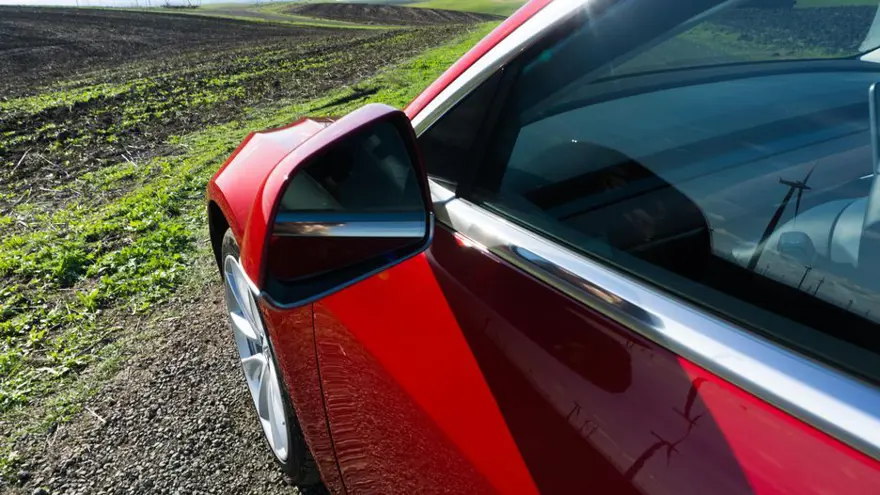 YENİ MODEL 3'ÜN FİYATI 8