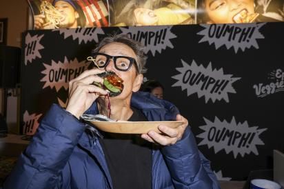 İnsan eti tadında hamburger geliştirildi