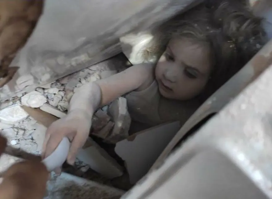 ENKAZ ALTINDA BÖYLE GÖRÜNTÜLENDİ 1