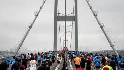 İstanbul Maratonu'ndan renkli görüntüler