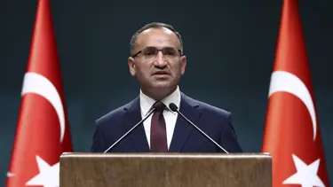 Bekir Bozdağ: İran'daki kaos tüm bölgeye zarar verir