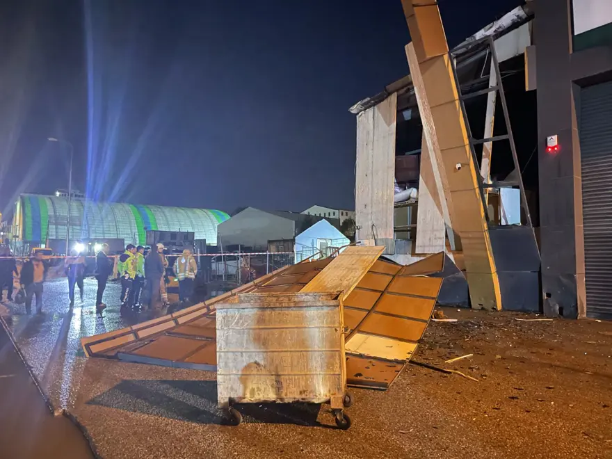 İstanbul'da sağanak hayatı olumsuz etkiledi 12