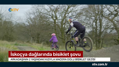 İskoçya dağlarında bisiklet şovu