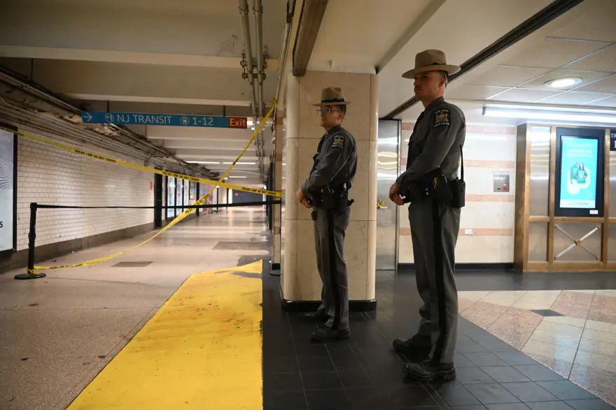 İkinci yakma vakası: New York metrosunda bir adamı ateşe verdiler 3