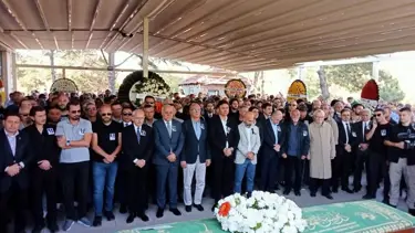Ankara'da öldürülen müzisyen Onur Şener son yolculuğuna uğurlandı