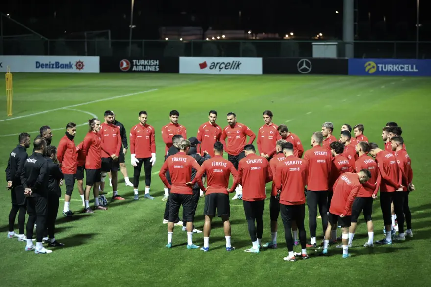 A Milli Futbol Takımı'nda Almanya ve Galler hazırlığı: Tek eksik Hakan Çalhanoğlu 2
