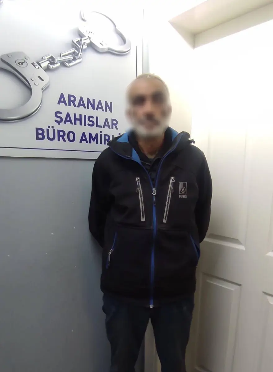 Bursa'da 15 yıl kesinleşmiş hapis cezasıyla aranan iki şüpheli yakalandı 1