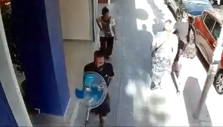 Vantilatör çaldılar, sonra özür dilediler! Görüntüler sosyal medyada yayılınca pişman oldular 