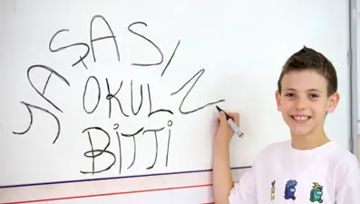 Okullarda karne heyecanı: 20 milyon öğrenci yaz tatiline çıkacak