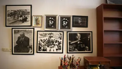 Aşık Veysel'in evi yol arkadaşının oğluna emanet