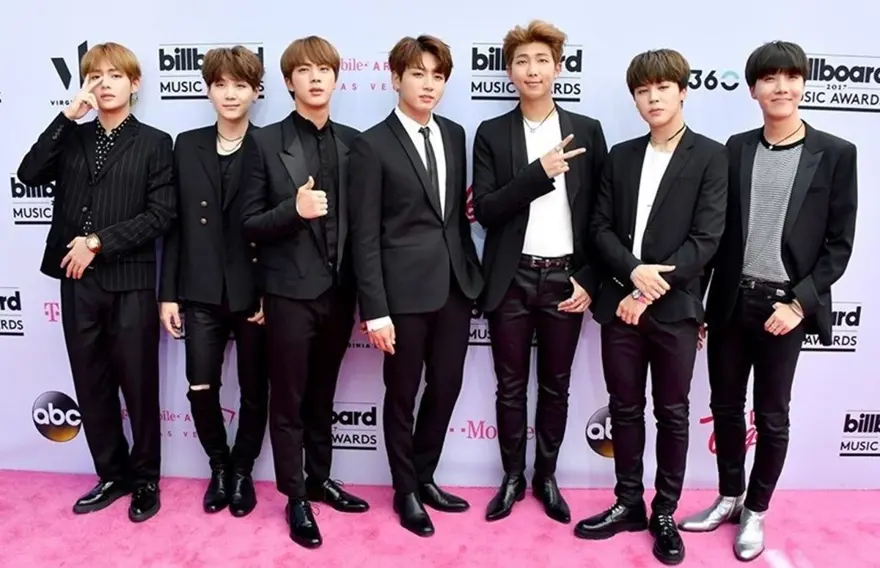 BTS'ten hayranlarına yeni albüm müjdesi 3