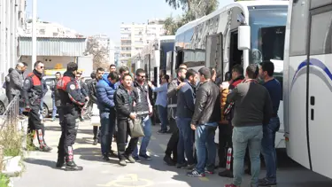 İzmir'de çete operasyonu: 47 gözaltı
