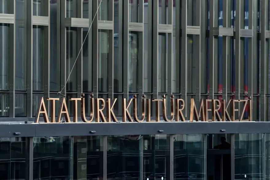 Atatürk Kültür Merkezi açılışa gün sayıyor 6