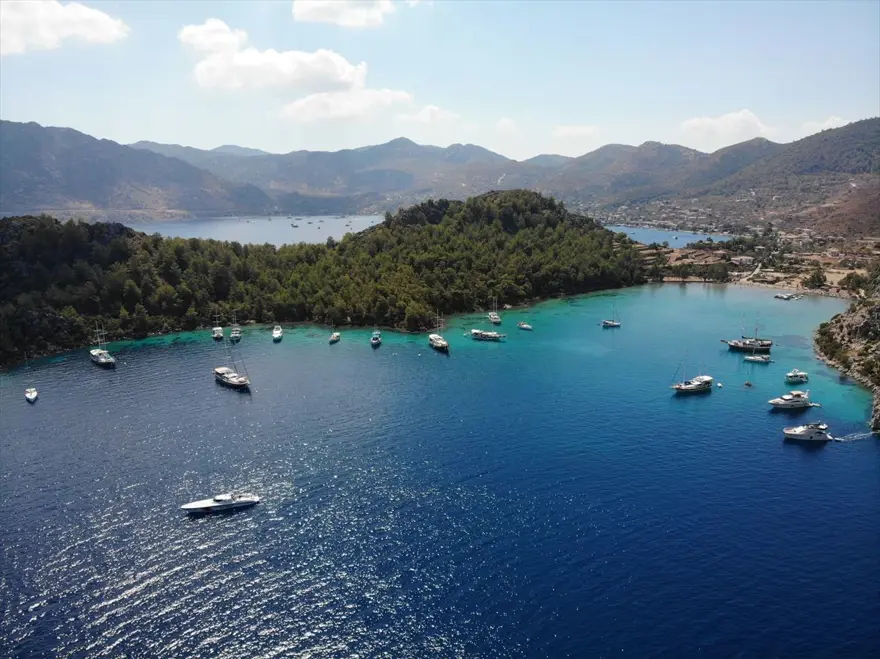 Muğla'nın el değmemiş koyları mavi yolculuk tutkunlarını ağırlıyor 13