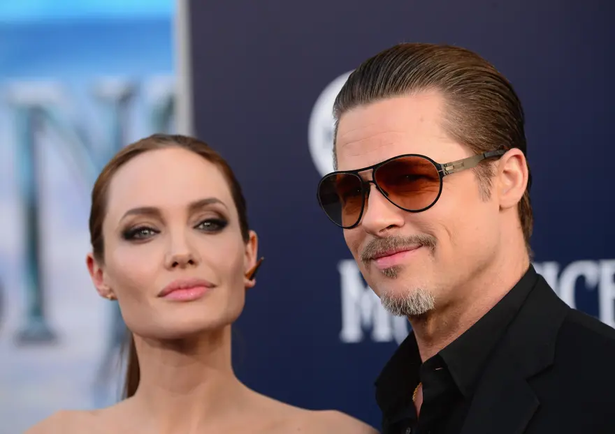 Angelina Jolie ve Brad Pitt boşanma için anlaşmaya vardı 4 Angelina Jolie ve Brad Pitt boşanma için anlaşmaya vardı 4