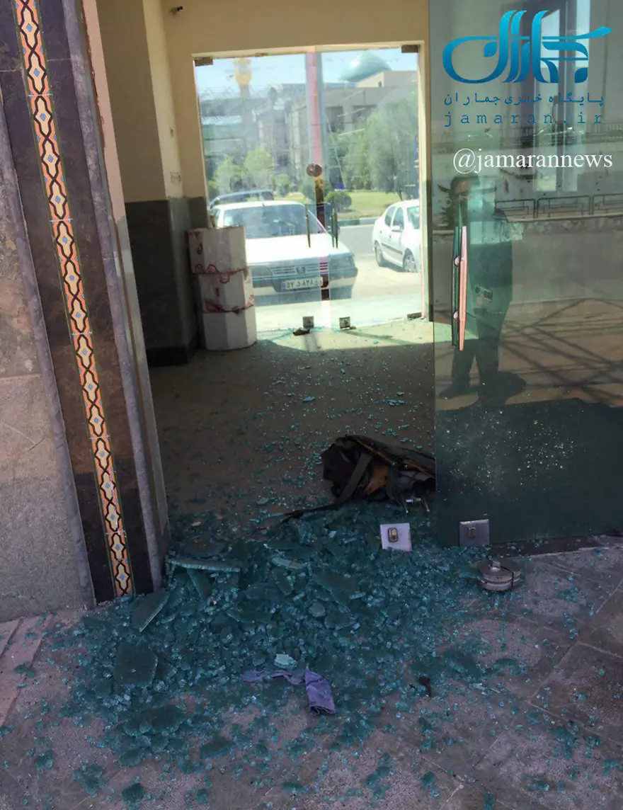 İran Meclisi ve Humeyni Türbesi'nde saldırı 22 İran Meclisi ve Humeyni Türbesi'nde saldırı 22