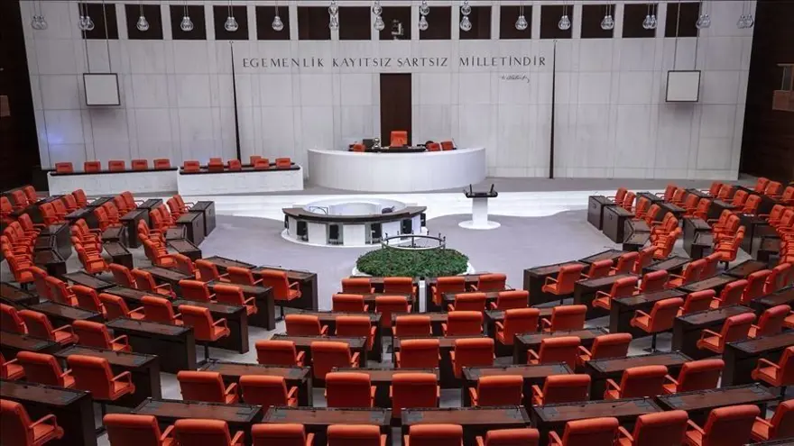 "EMEKLİLİK SİSTEMİNDE GÜÇLÜ BİR REFORMA İHTİYAÇ VAR" 9