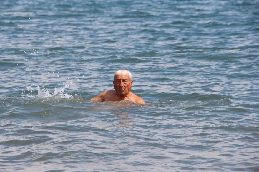 Hayat hikayesini duyanın ağzı açık kalıyor: 2 kez öldü sanıldı morga konuldu 5 Hayat hikayesini duyanın ağzı açık kalıyor: 2 kez öldü sanıldı morga konuldu 5