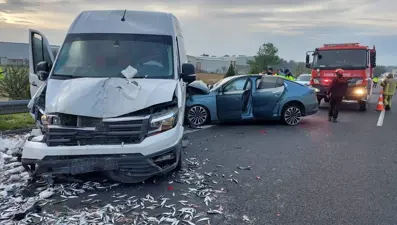 Emniyet şeridinde feci kaza: Bir ölü, dört yaralı