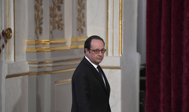 Hollande'dan Trump'a: Disneyland bileti gönderebilirim