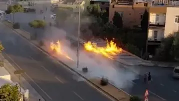 İnternet çalışmasında doğalgaz borusu zarar gördü: Yangında iki kişi yaralandı