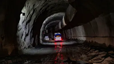 Tünel işçilerin üzerine çöktü: "Seslendik ama yanıt alamadık"