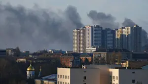 Rusya'nın Ukrayna'ya saldırısı 3. gününde: Kiev Rus kuşatmasına direniyor Rusya'nın Ukrayna'ya saldırısı 3. gününde: Kiev Rus kuşatmasına direniyor