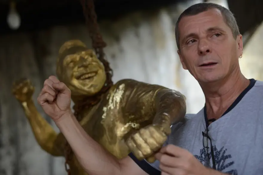 Yaşayan efsaneye bir onur daha 16